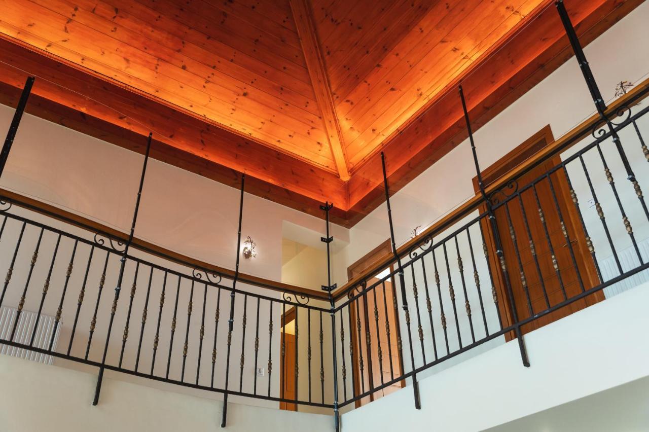 Cedar Tree Villa กูนูปิเดียนา ภายนอก รูปภาพ